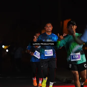 Runner Photo 4833100