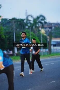 Runner Photo 4833164