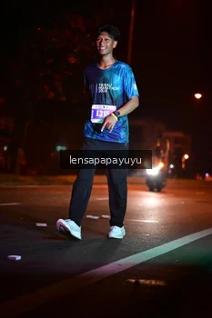 Runner Photo 4833203