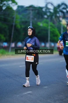 Runner Photo 4833273