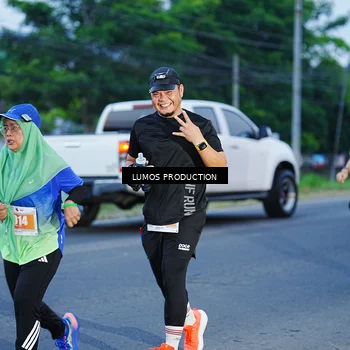 Runner Photo 4833303