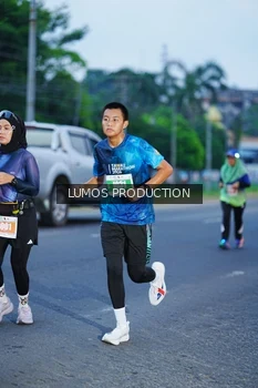 Runner Photo 4833332