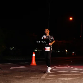 Runner Photo 4833389