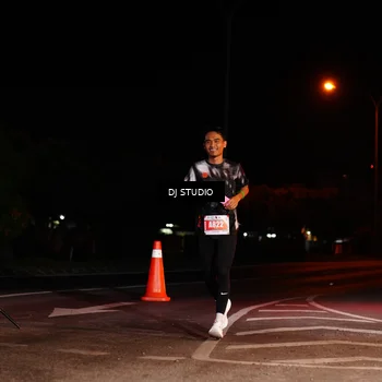 Runner Photo 4833393