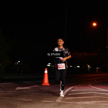 Runner Photo 4833395