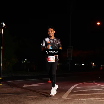Runner Photo 4833415