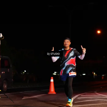 Runner Photo 4833448