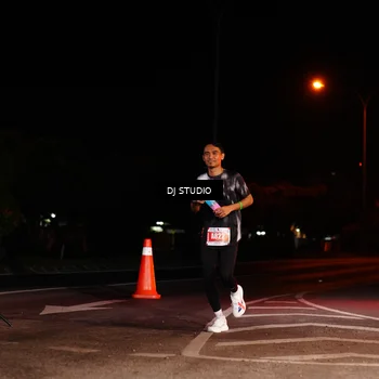 Runner Photo 4833455