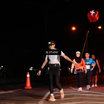 Runner Photo 4833605