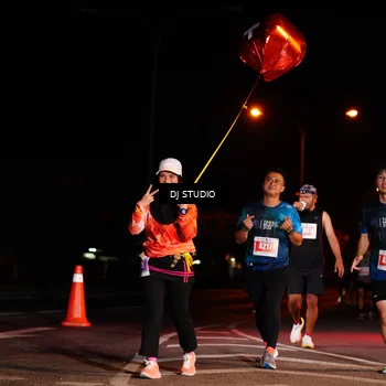 Runner Photo 4833643