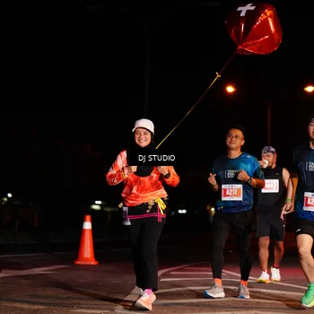 Runner Photo 4833656