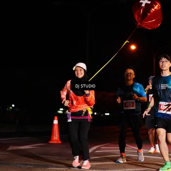 Runner Photo 4833669