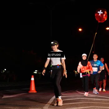 Runner Photo 4833671