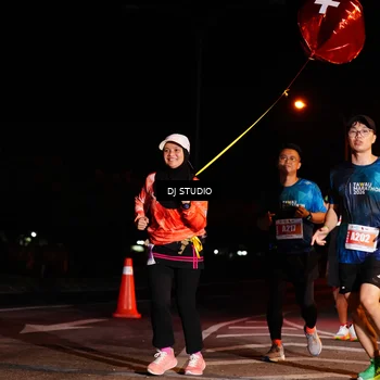 Runner Photo 4833677