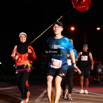 Runner Photo 4833689