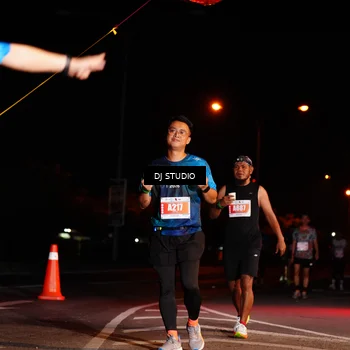 Runner Photo 4833698