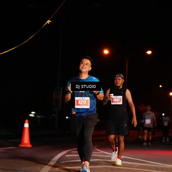 Runner Photo 4833705