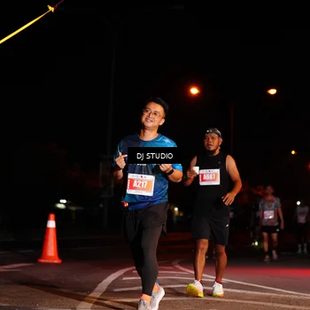 Runner Photo 4833715