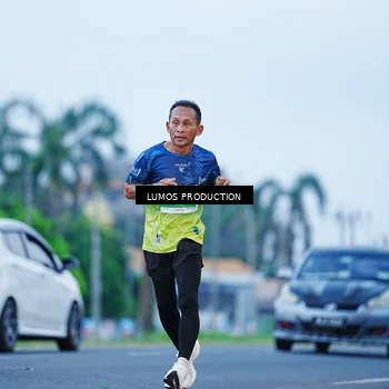Runner Photo 4833735