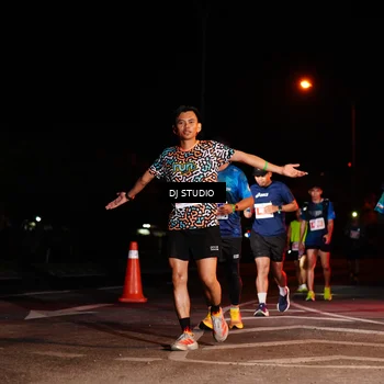 Runner Photo 4833846