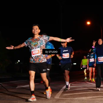 Runner Photo 4833891
