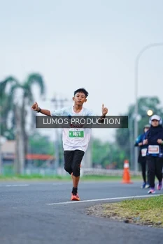 Runner Photo 4833913