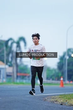Runner Photo 4833946