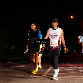 Runner Photo 4833968