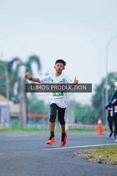 Runner Photo 4833996