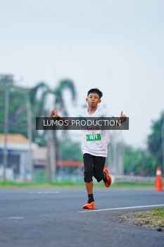 Runner Photo 4834057