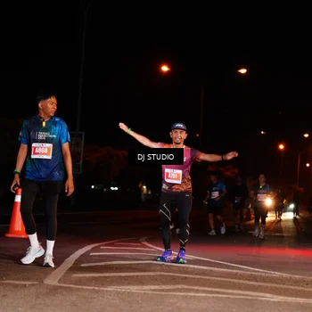 Runner Photo 4834074
