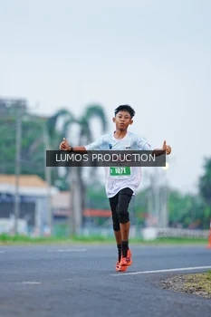 Runner Photo 4834119