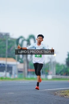 Runner Photo 4834136