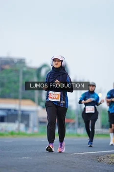 Runner Photo 4834248