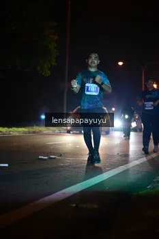Runner Photo 4834315