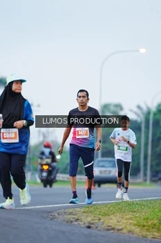 Runner Photo 4834382