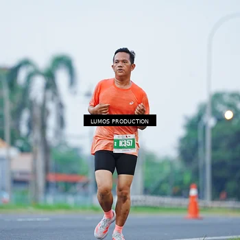 Runner Photo 4834438