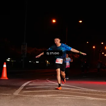 Runner Photo 4834479