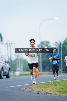 Runner Photo 4834521