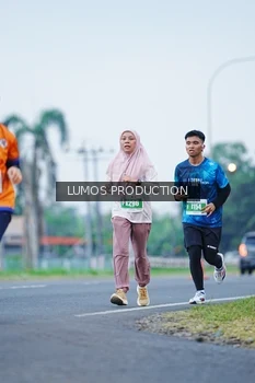 Runner Photo 4834687