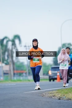 Runner Photo 4834691