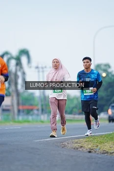 Runner Photo 4834692