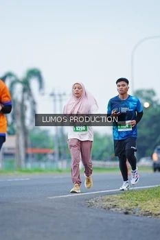 Runner Photo 4834735
