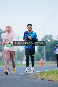 Runner Photo 4834757