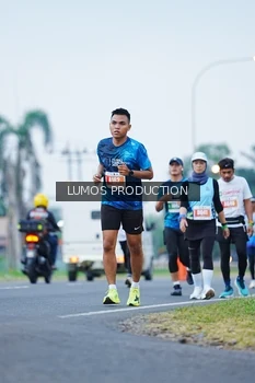 Runner Photo 4834874
