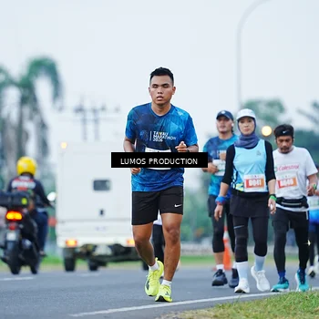 Runner Photo 4834942