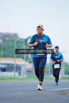 Runner Photo 4834985