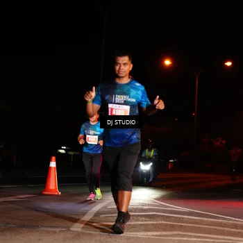 Runner Photo 4835373