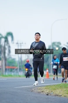 Runner Photo 4835570