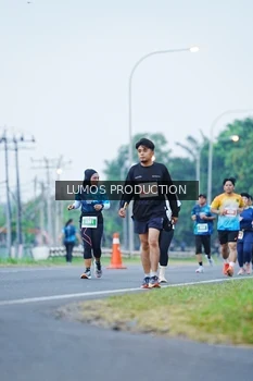 Runner Photo 4835584